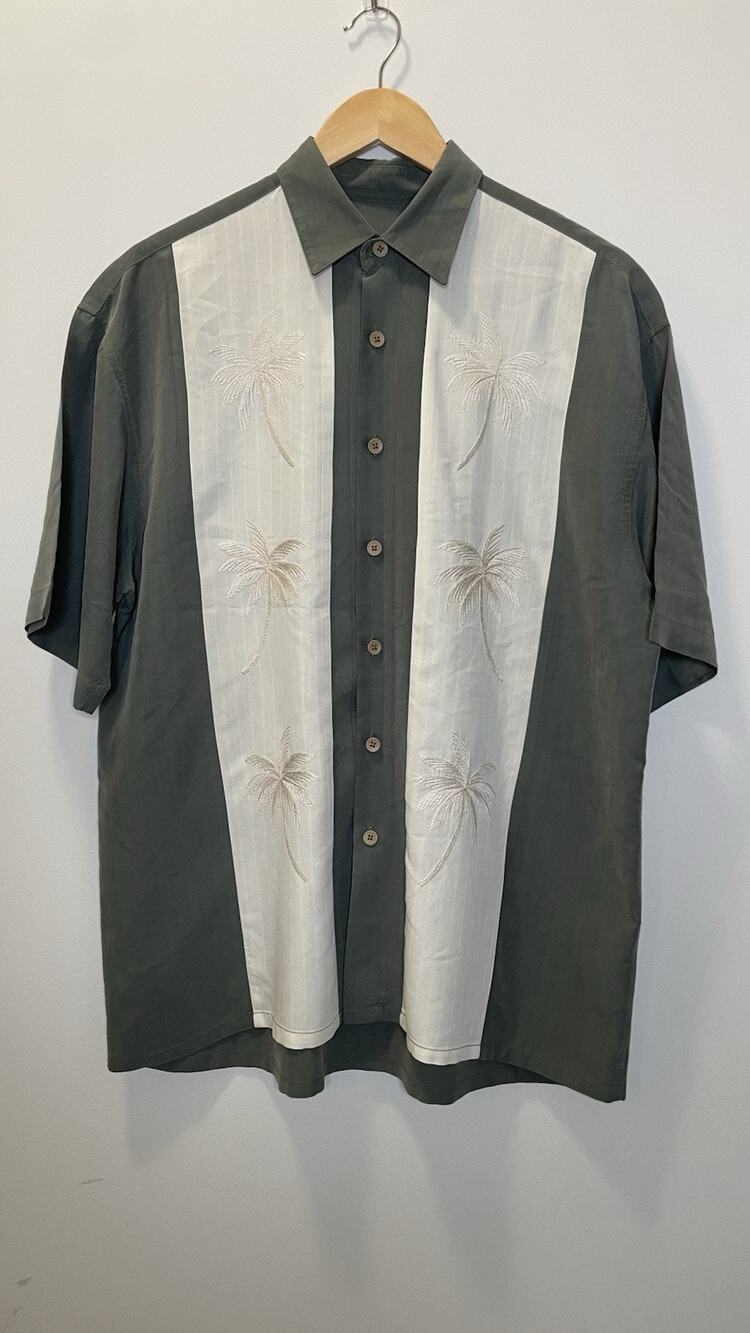 Bamboo Cay Hawaiian Bowling Embroidered Short Sleeve Button Up Shirt Green M